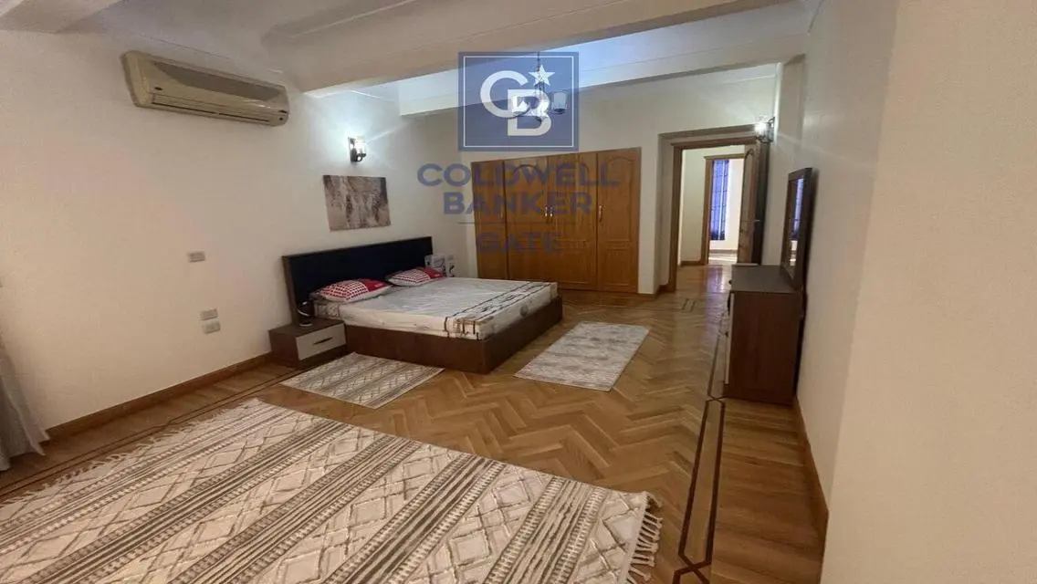 Luxury Apartment with Maid Room and Covered Parking