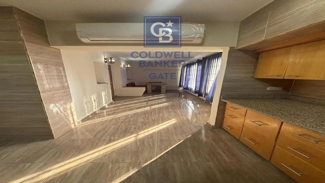 Luxury Apartment with Maid Room and Covered Parking