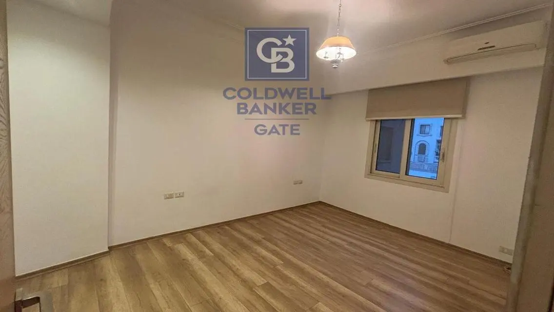 Luxury Apartment with Balcony and Great View