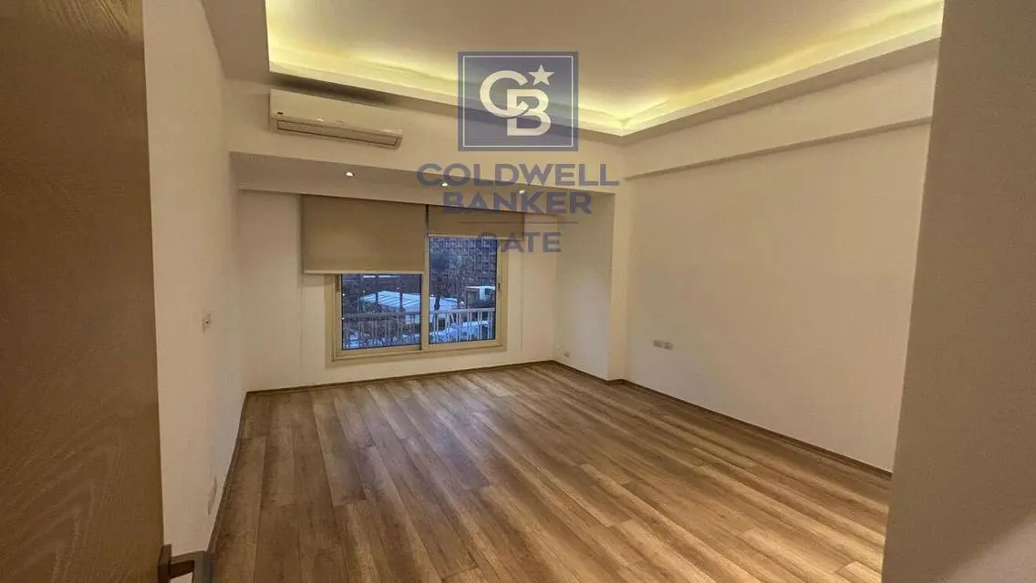 Luxury Apartment with Balcony and Great View