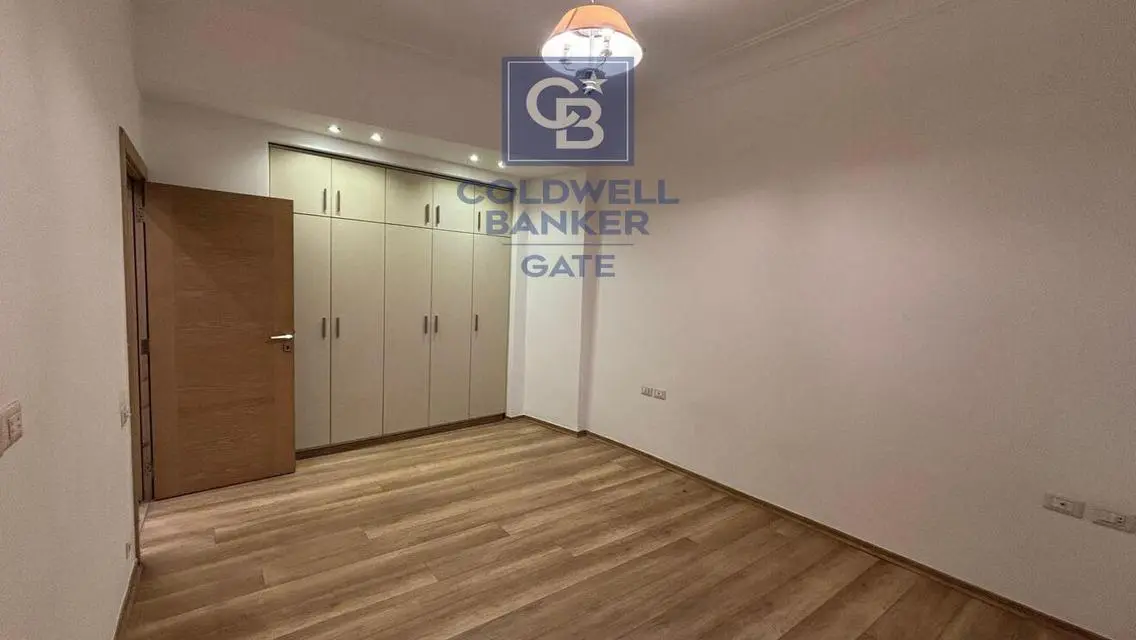 Luxury Apartment with Balcony and Great View