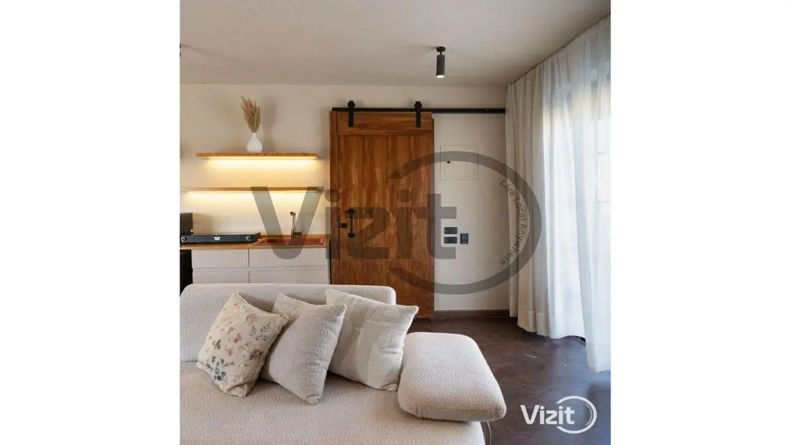 Luxury Apartment with Balcony and Shared Pool