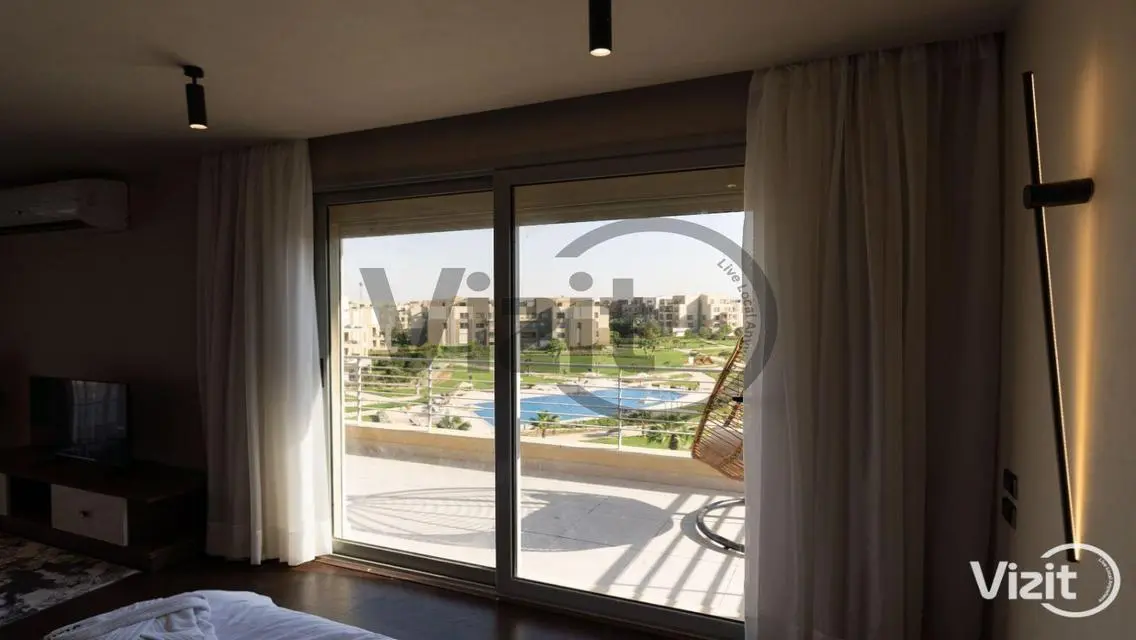 Luxury Apartment with Balcony and Shared Pool