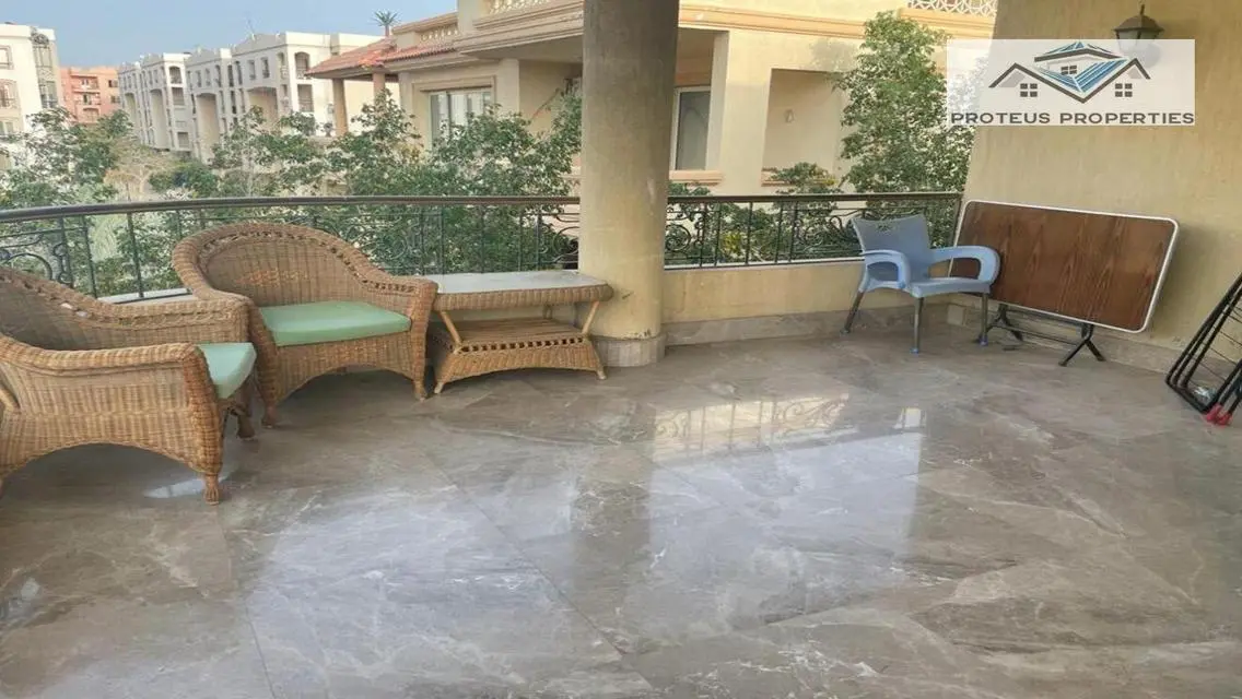 شقة فاخرة بمساحة 185 متر في قلب المدينة