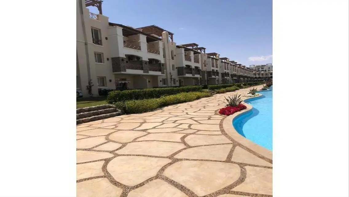 شقة فاخرة بإطلالة جبلية في لا فيستا 7