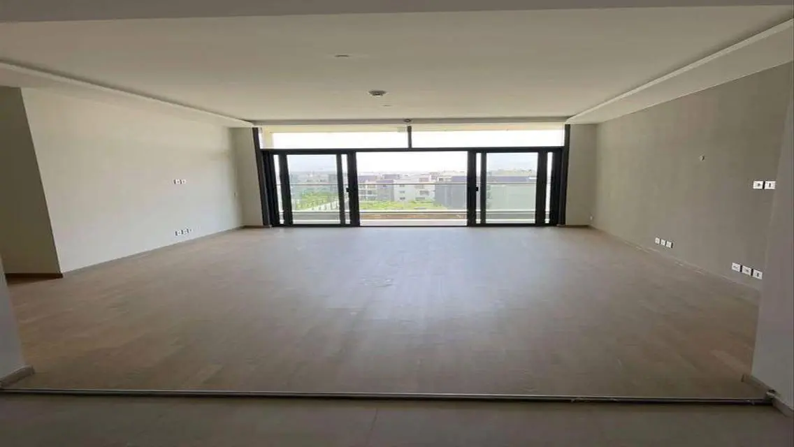 Luxury Apartment for Sale with Spacious Area