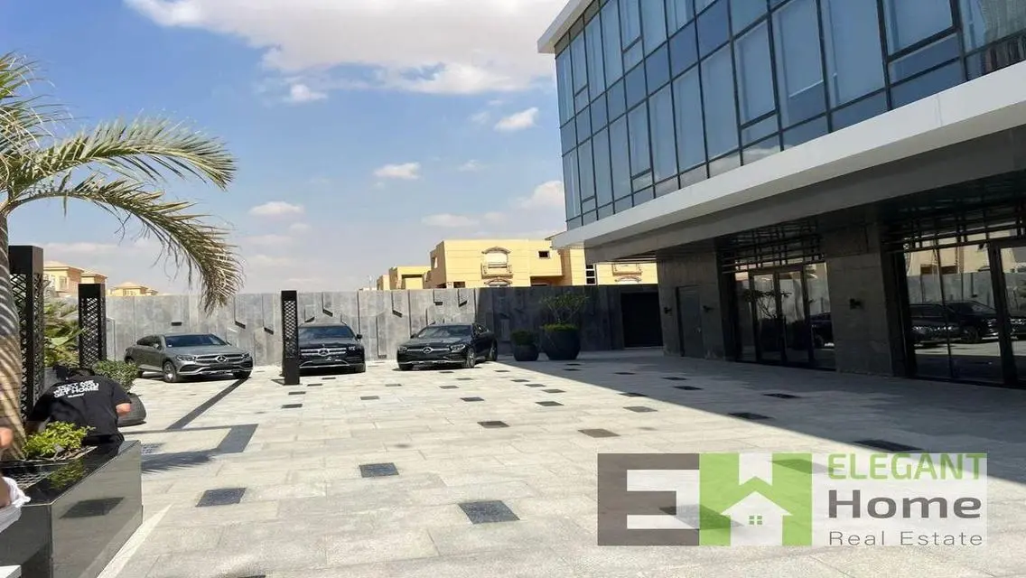 شقة فاخرة للبيع في أجواء مول القاهرة الجديدة