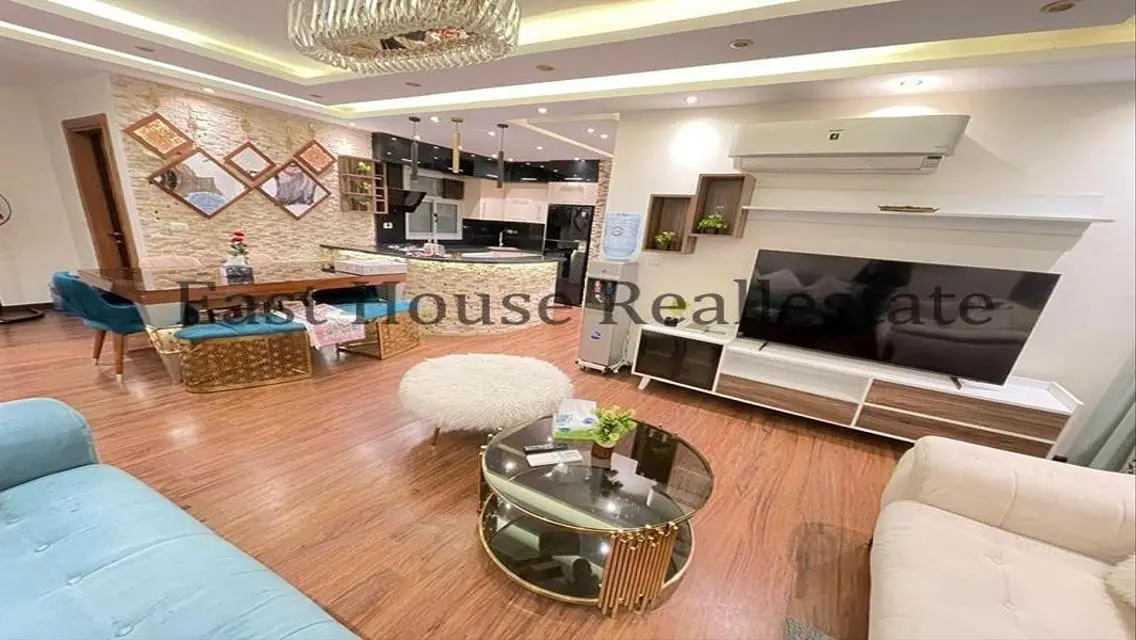 Modern Apartment in B10 with Stunning View