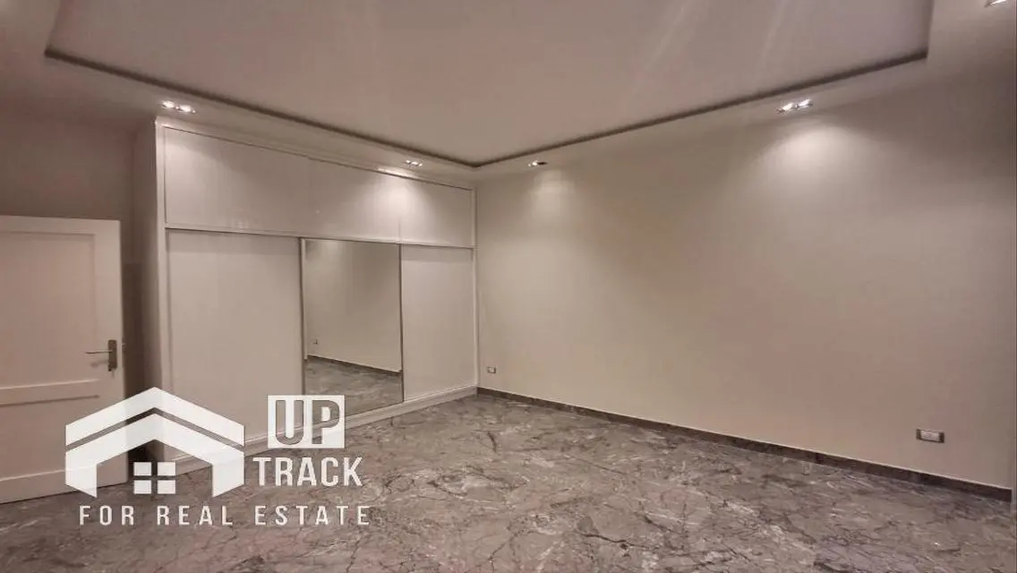 Luxury Home with Amazing Features in Prime Location