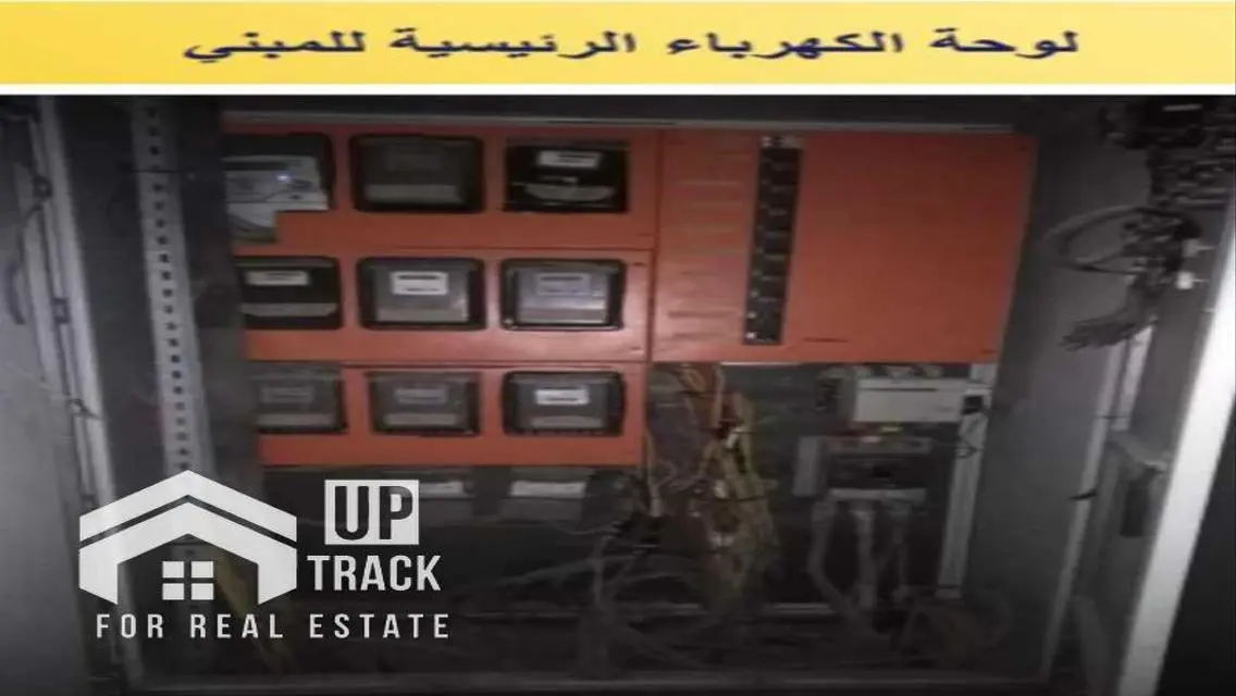 شقة فاخرة للبيع بمساحة كبيرة