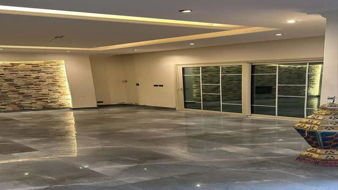 Luxurious 248 sqm Apartment in the Heart of the City