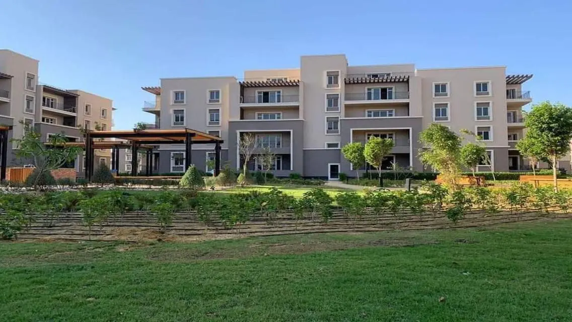 Luxurious Apartment with 172 sqm Space and Private Garden