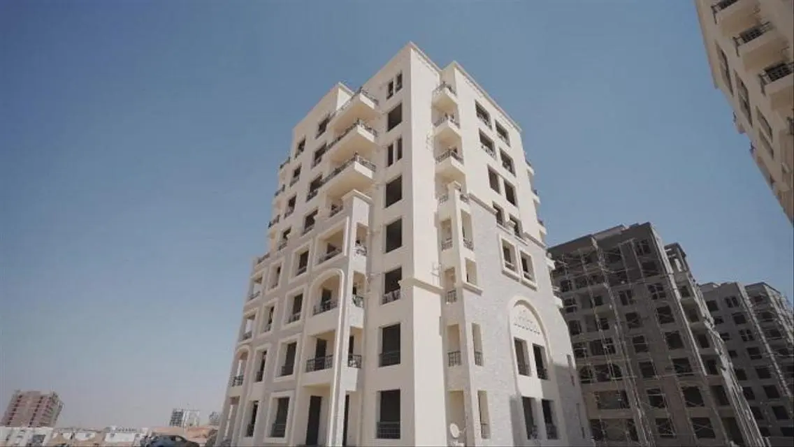 فيلا رائعة للبيع بجوار بحيرات مع مميزات فاخرة