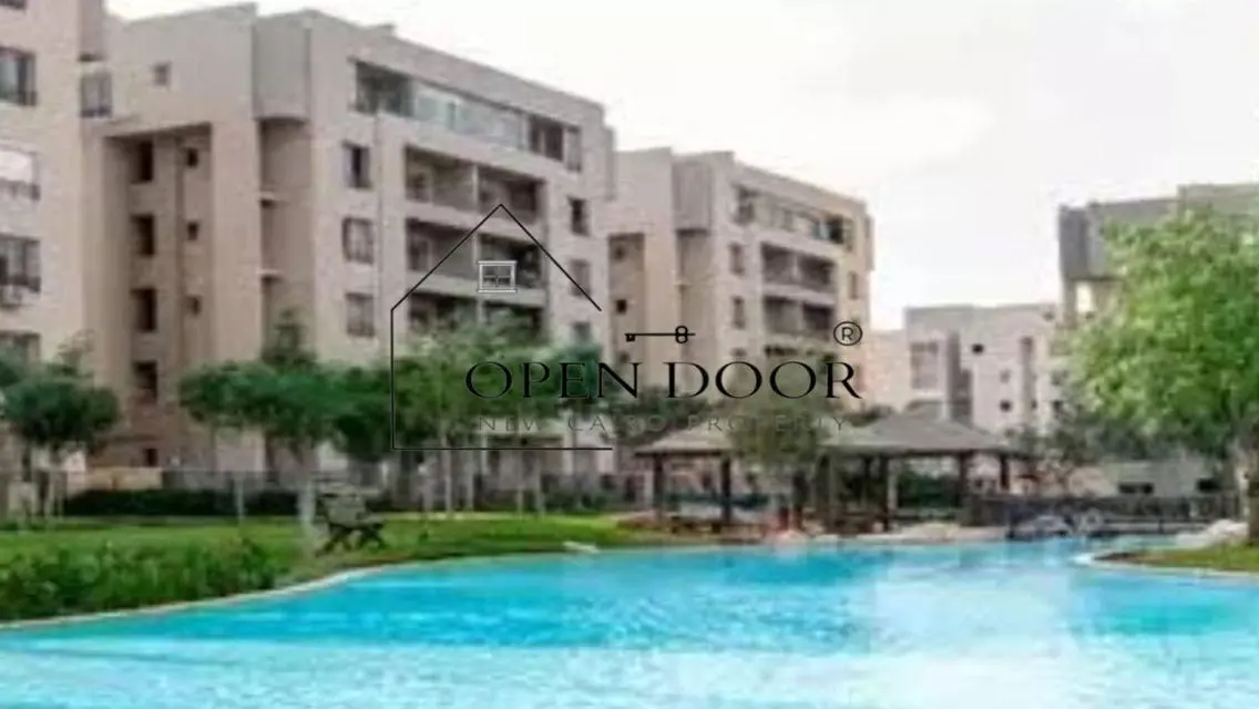 Stunning Apartment by the Lakes with Modern Amenities