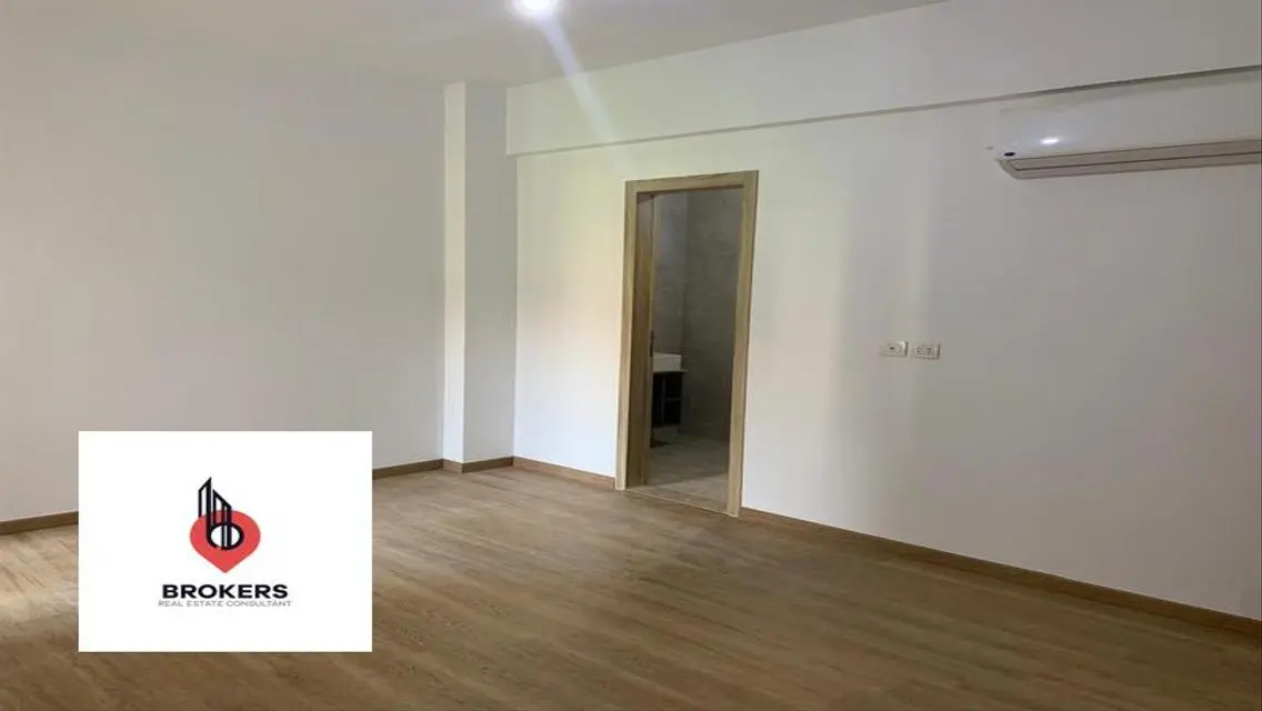 Luxury Apartment with Excellent Amenities