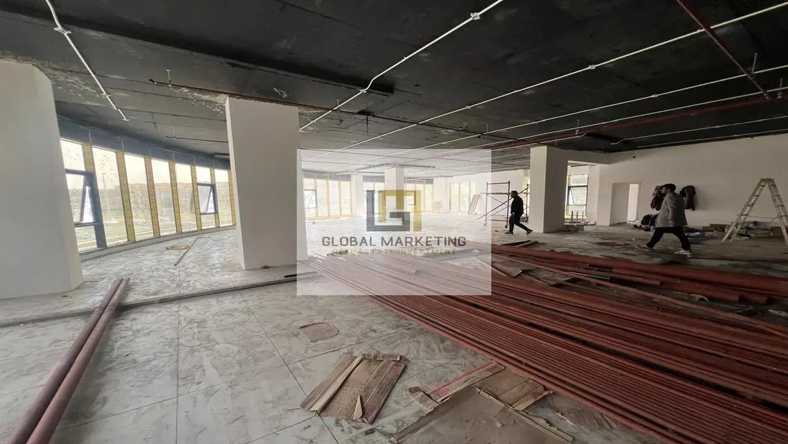 Luxury Apartment of 1000 Square Meters