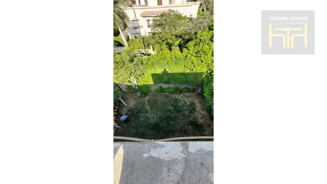 شقة للإيجار بمساحة واسعة في قلب المدينة