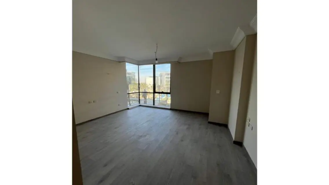 Luxury Villa for Sale with Spacious Meter Area