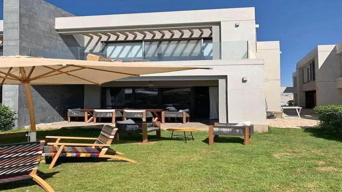 Luxury Apartment for Sale with Stunning City Views