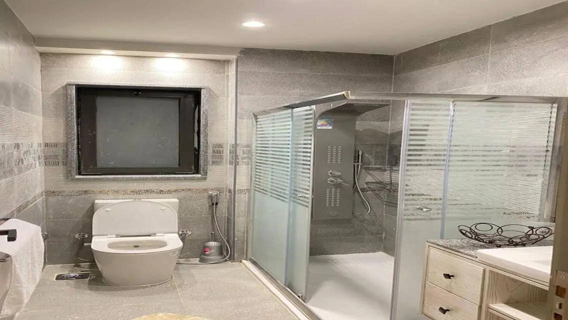 Luxury Apartment with Stunning Views of Main Attractions