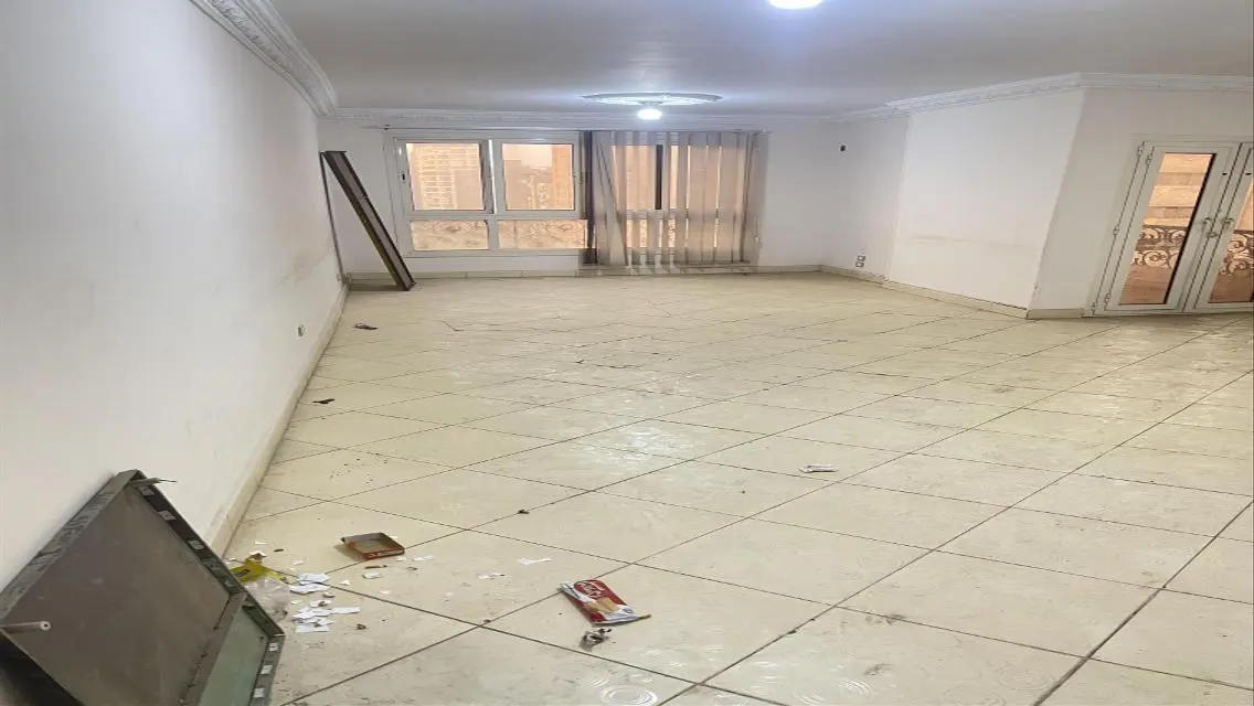شقة فاخرة 3 غرف 2 حمام للإيجار