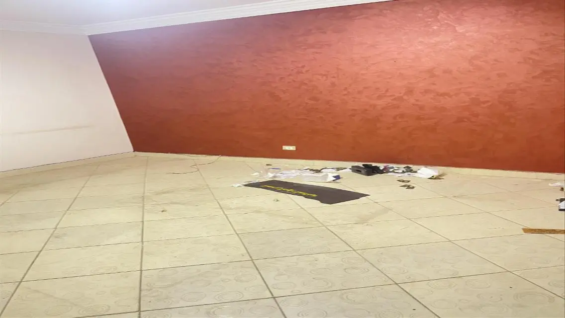 شقة فاخرة 3 غرف 2 حمام للإيجار