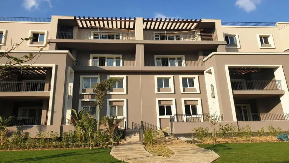 Luxury Apartment for Sale - 172 Square Meters with Swimming Pool and Private Garden