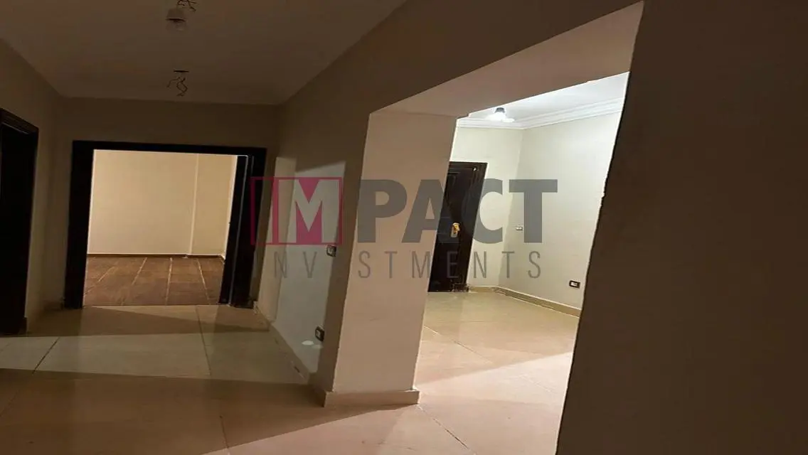 Luxurious Villa for Sale with Private Garden and Pool