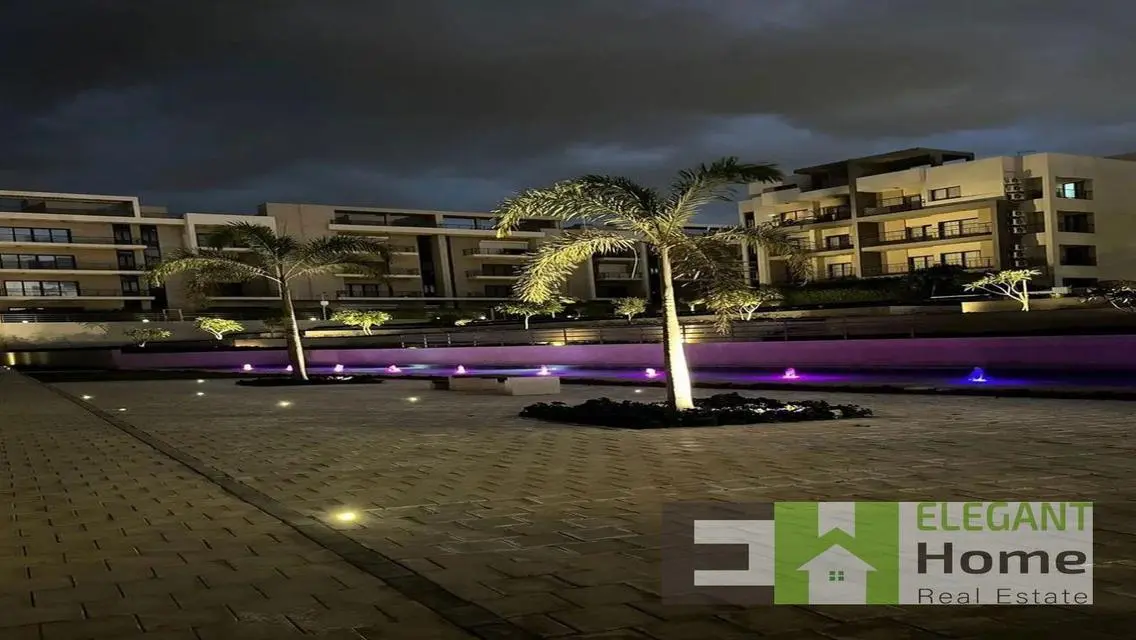 Stunning Apartment for Sale in Fifth Square - 160 sqm