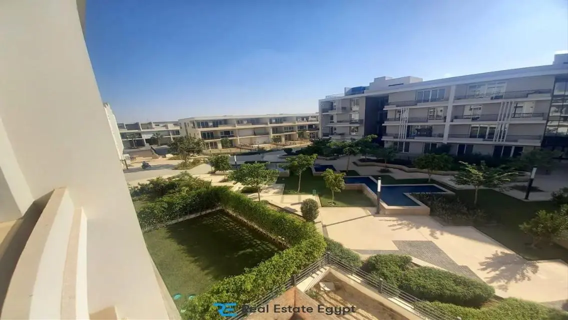 شقة فاخرة بمساحة واسعة مع إطلالة رائعة