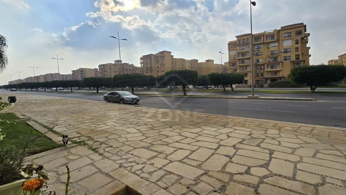 شقة فاخرة للبيع في قلب المدينة