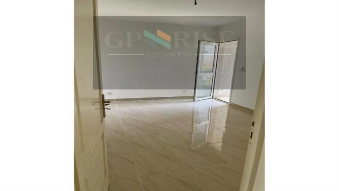 Luxurious Apartment with Stunning Views and Premium Amenities