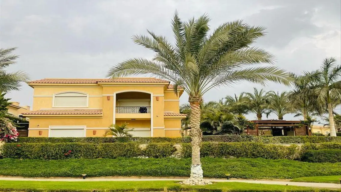 Luxurious Villa for Sale in Roya Developments