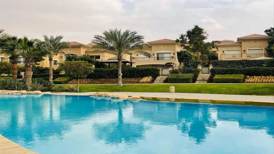 Luxurious Villa for Sale in Roya Developments