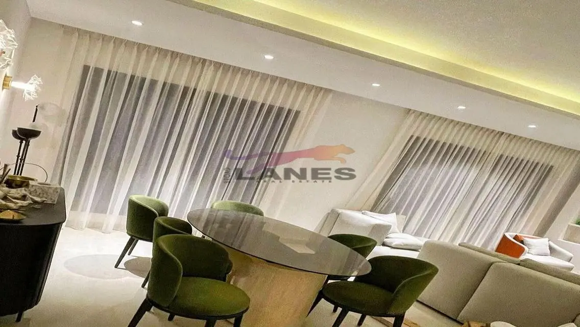 Luxury Villa with Spacious Living and Great Price