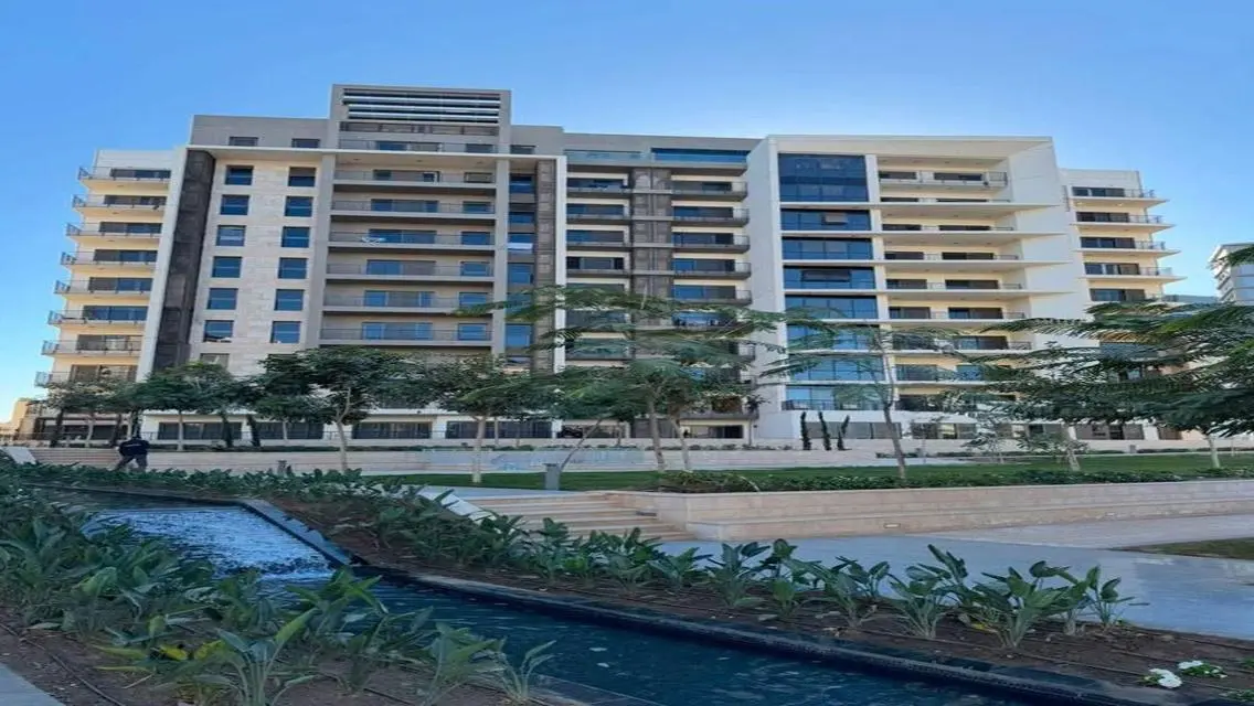 Stunning Villa for Sale in Ora Compound - 4 Bedrooms