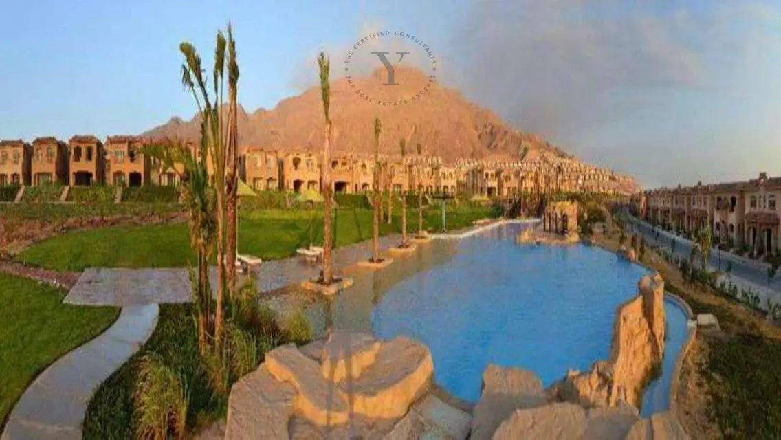 Luxury Apartment with Lake View for Sale