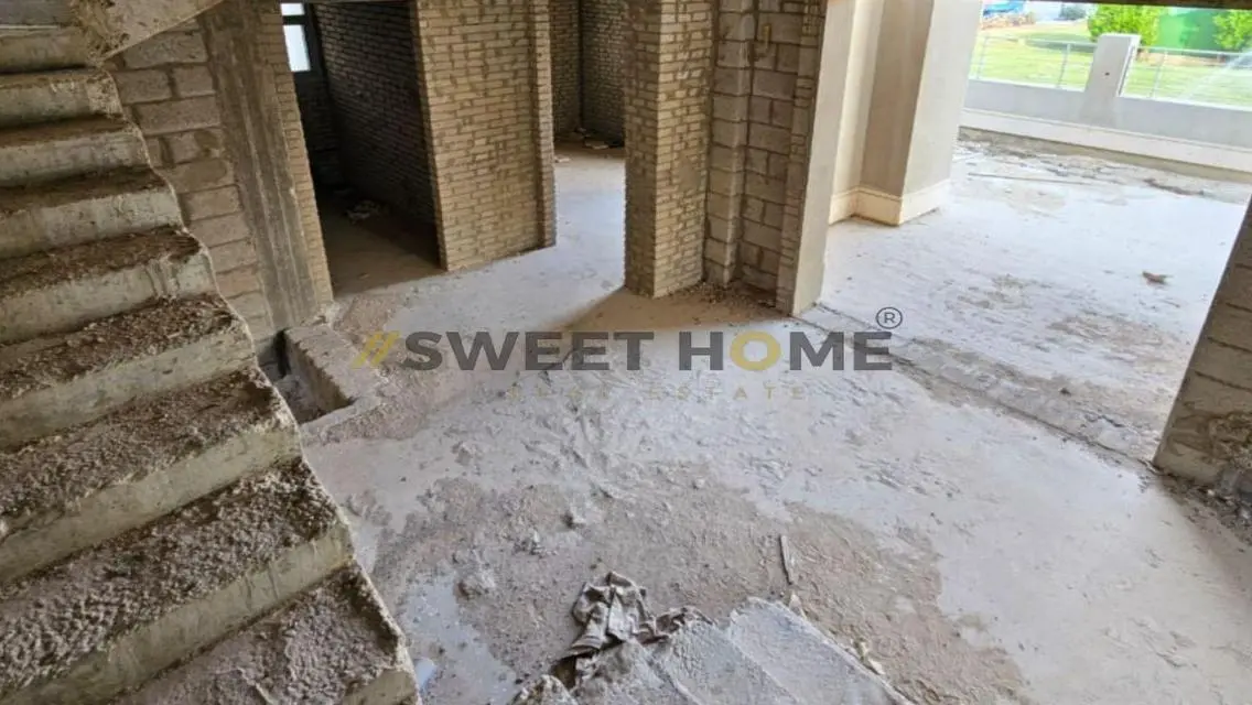 Luxury Apartment with 320 sqm and 3 Bedrooms for Sale