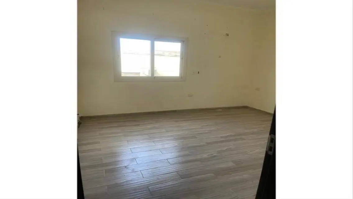 شقة فاخرة 202 بمساحة 500 متر للبيع