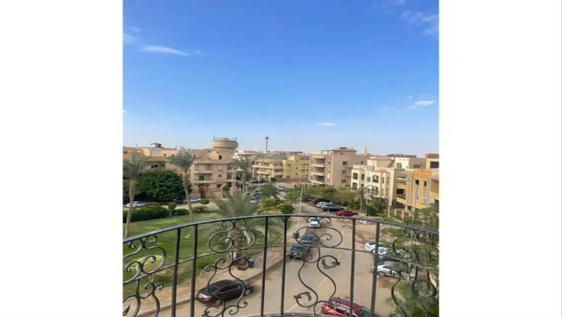 شقة فاخرة 202 بمساحة 500 متر للبيع
