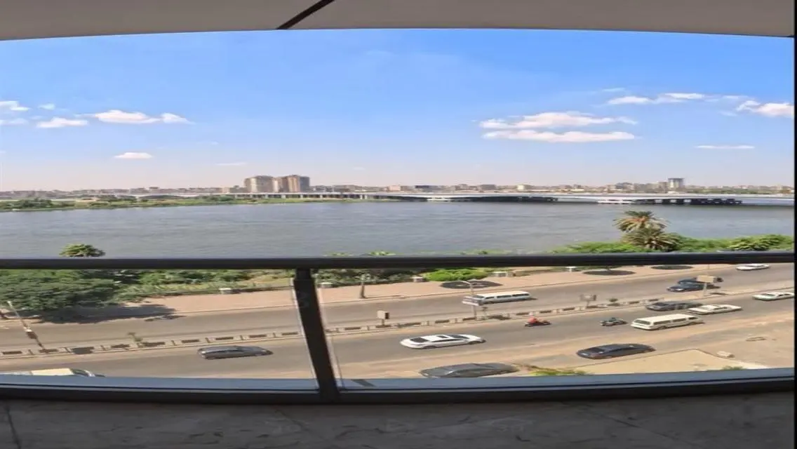 Luxury Apartment for Sale with Stunning Lake View