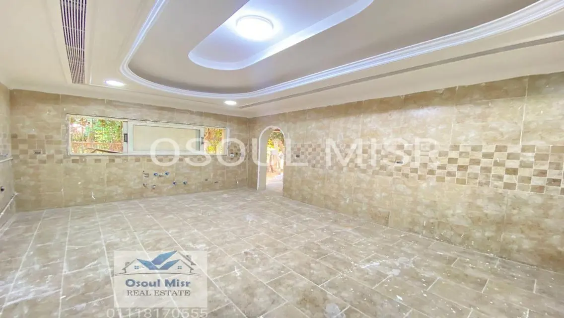Luxury Apartment of 1600 sqm with Private Garden