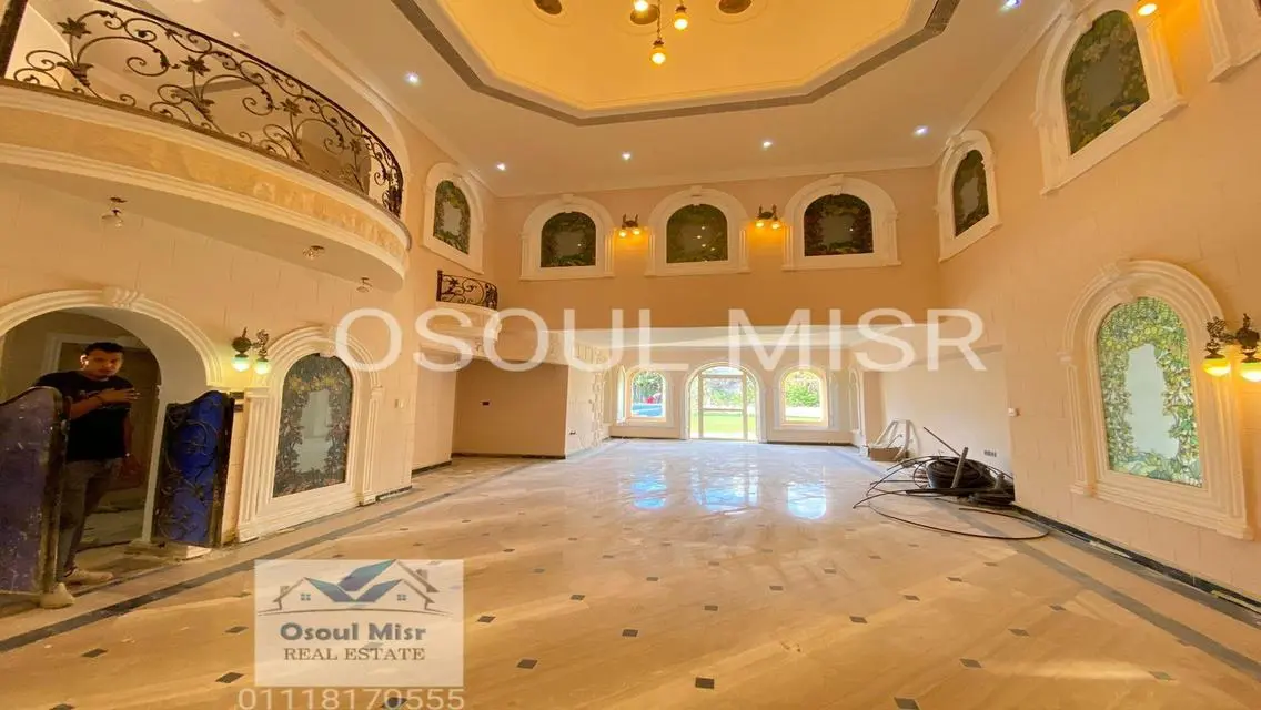Luxury Apartment of 1600 sqm with Private Garden