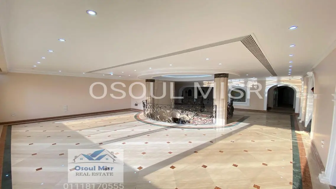 Luxury Apartment of 1600 sqm with Private Garden