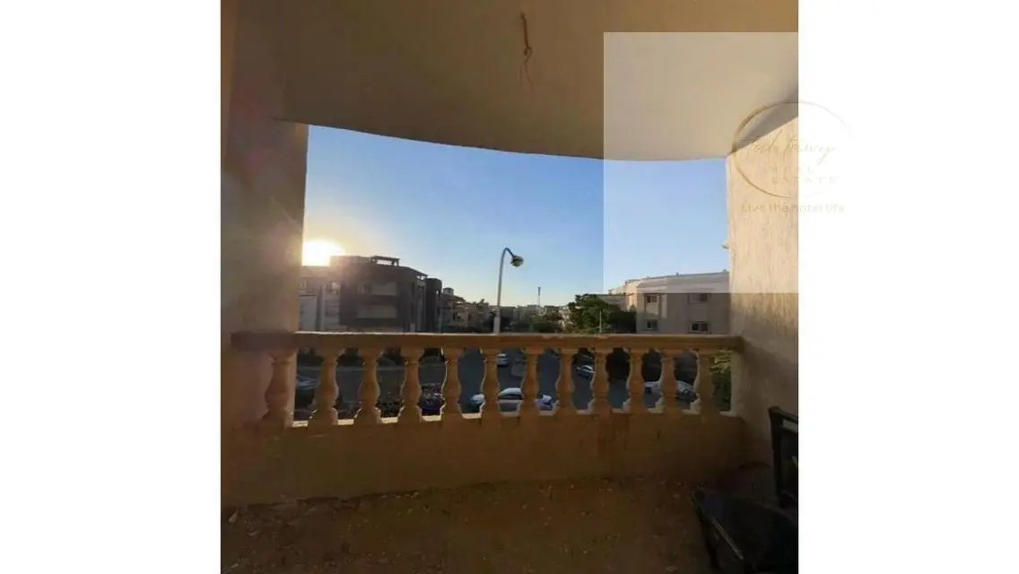 شقة 3 غرف للبيع بمساحة 2875 متر