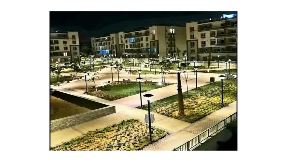 Luxurious Apartment with Balcony and Shared Pool