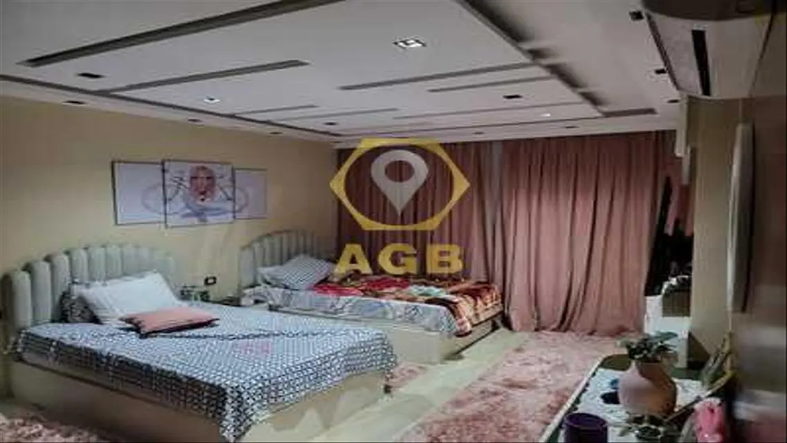 شقة فاخرة للبيع بمساحة 650 متر