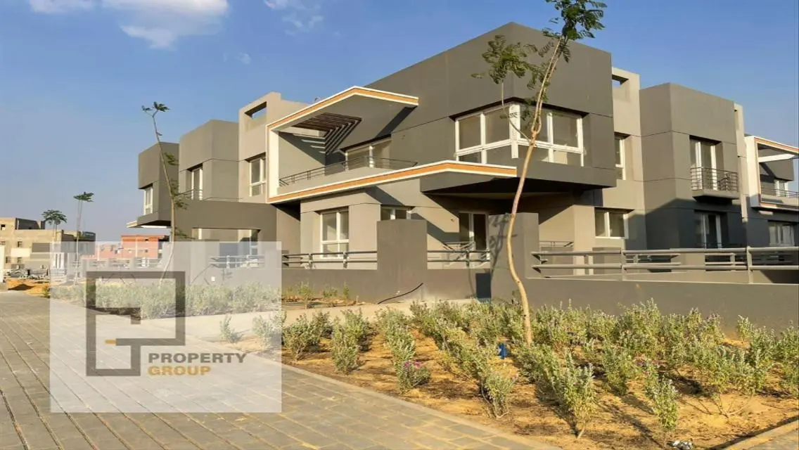 Luxury Residential Excellence - 5 Bedrooms in City Center