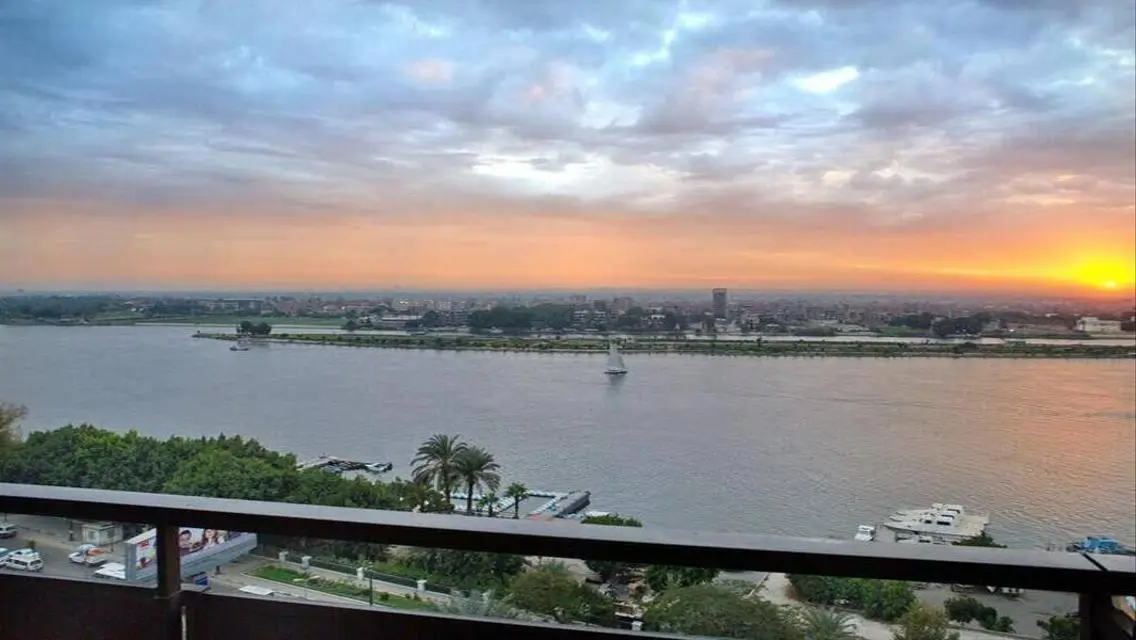 Luxury Apartment in Nile Pearl Towers - Maadi