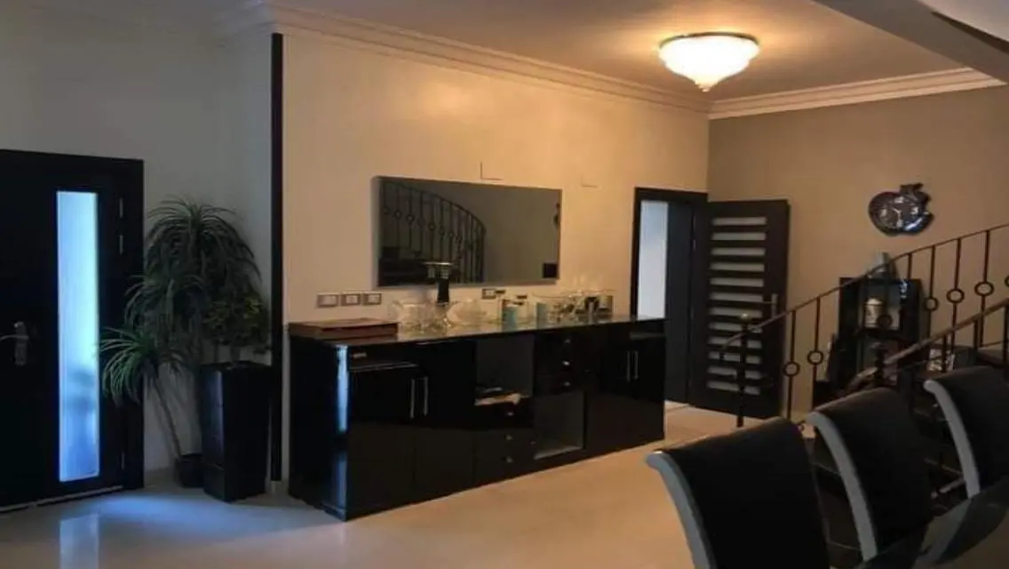 Spacious Nanny Room for Sale